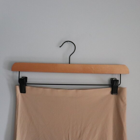 Knix Sz L Beige Thigh Saver Anti-Chafing Seamless Everyday Lightweight Shorts - Picture 4 of 9